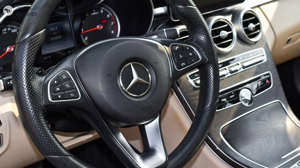 Mercedes-Benz C 300