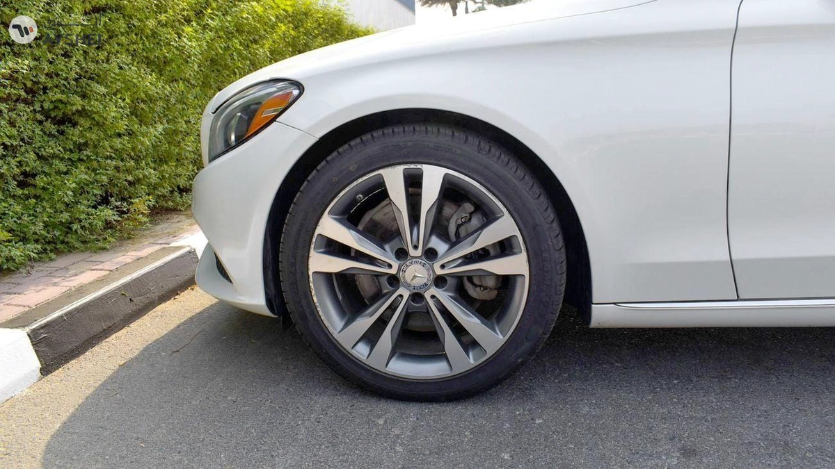 Mercedes-Benz C 300-15-15