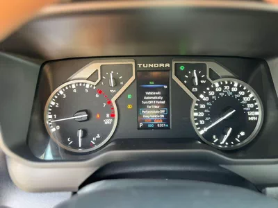 Toyota Tundra  2024 Toyota Tundra Crewmax 3.4L V6 AWD 4x4 Rear Camera Leather Seat Low Mileage-17