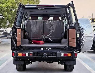 Toyota Land Cruiser 70 LC76 LX HARDTOP 5DOOR || 4.0L PETOL A/T 4WD | RADAR | DIFF-LOCK | FULL OPTION (CODE # 76PAFRE)-6