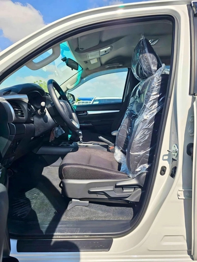 Toyota Hilux SR5 / 2.4L DIESEL A/T / BLIND SPOT / DIFF LOCK / FR&RR CHROME BUMPERS / (CODE # HDFAA)-8