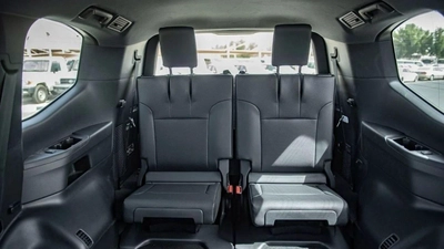 Toyota Land Cruiser VX 3.3L-7