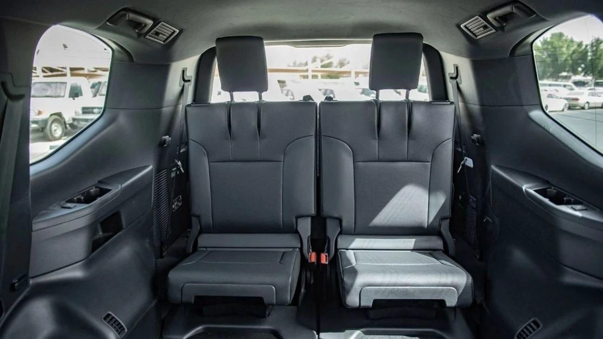 Toyota Land Cruiser VX 3.3L-7-7