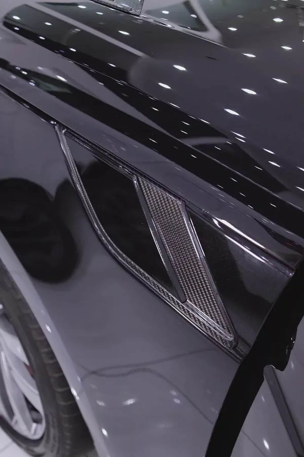 RANGE ROVER SPORT HSE DYNAMIC WITH SV EDITION ONE KIT - V6 - P400 + AKRAPOVIC EXHAUST SYSTEM-12-12