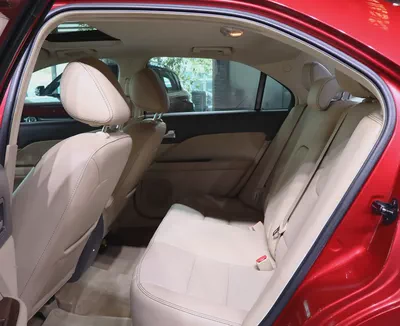 With Service Warranty . GCC Specs . Excellent Condition . Well Maintained-8