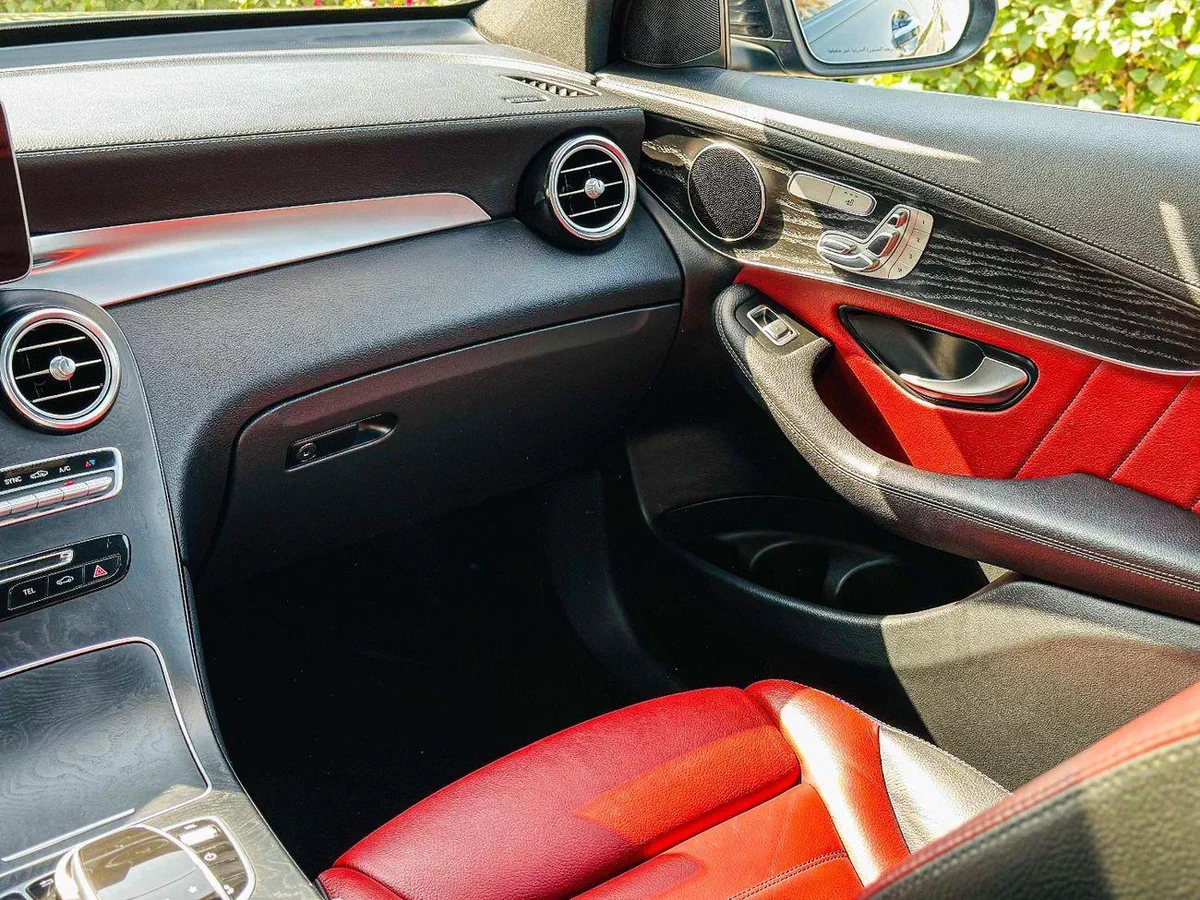 Mercedes Benz GLC250 AMG 2.0L-15-0