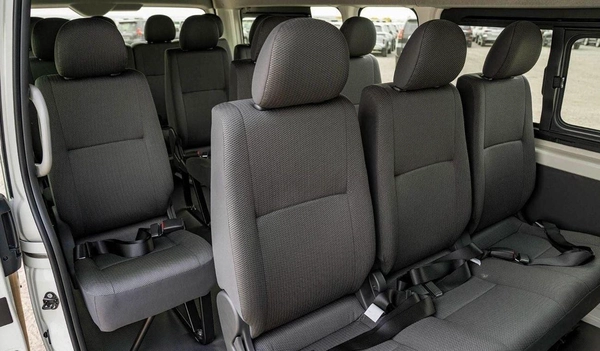 Toyota Hiace (LHD) TOYOTA HIACE HR 2.7P MT 16 SEATER MY2025 – WHITE