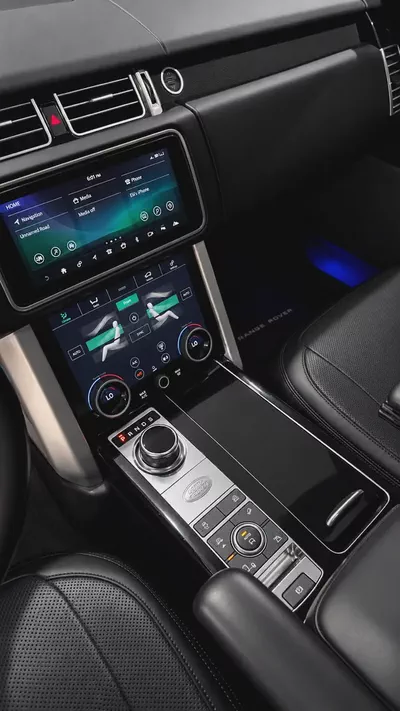 2020 Range Rover Vogue - GCC Specs - Full Service Record-7