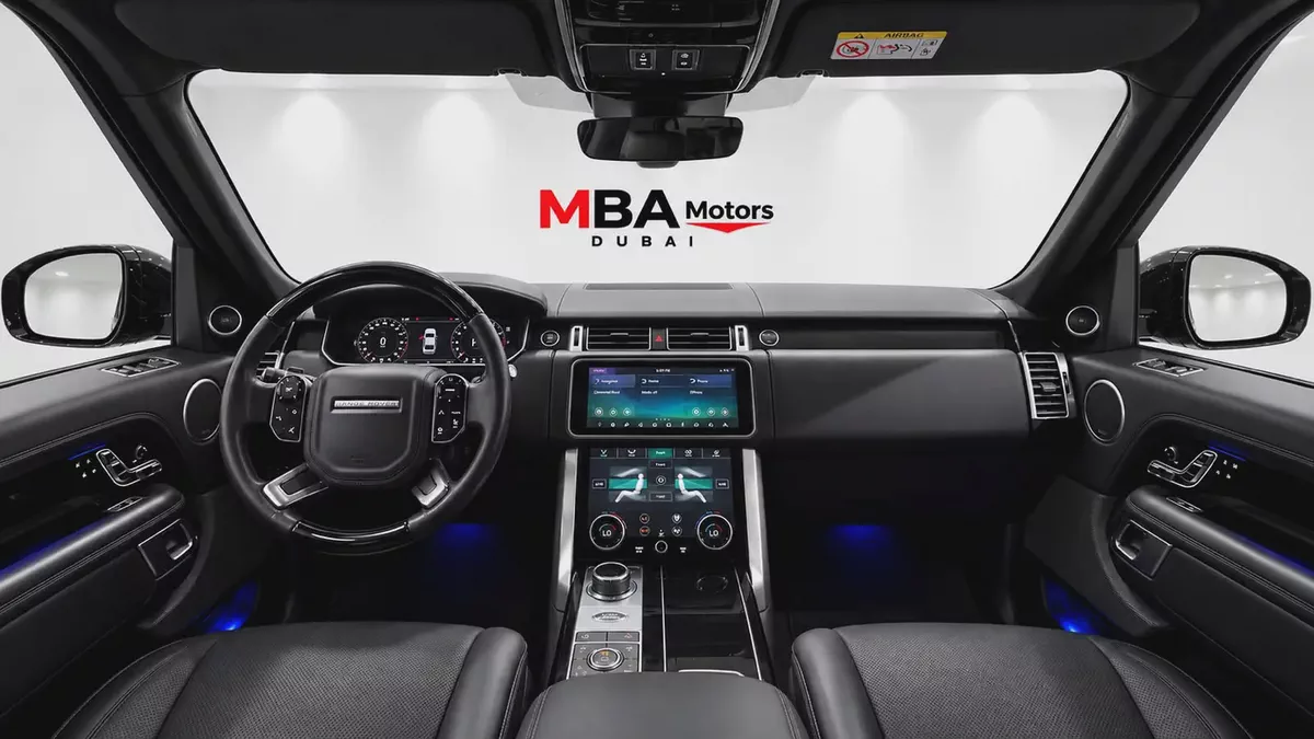 2020 Range Rover Vogue - GCC Specs - Full Service Record-12-12