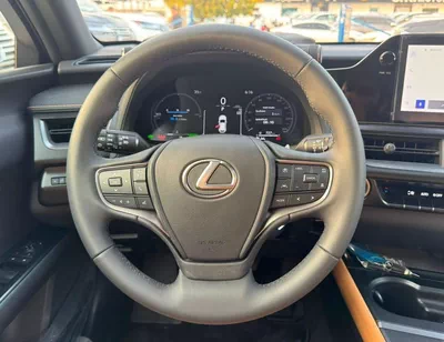 Lexus UX300h PRIME 2.0L HYBRID PRIME HYBRID | 2.0L V4 | RADAR | LEATHER WITH PWR SEATS | SUNROOF | FULL OPTION (CODE # UX3HP)-16