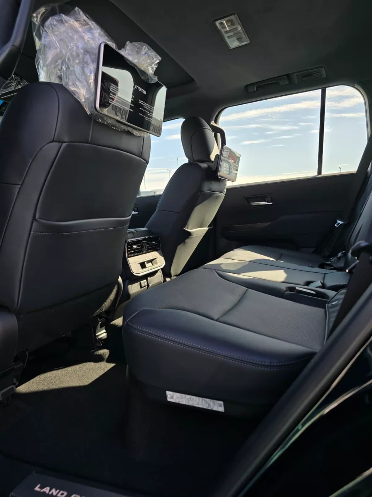 New 2026 Toyota Land Cruiser-6-6