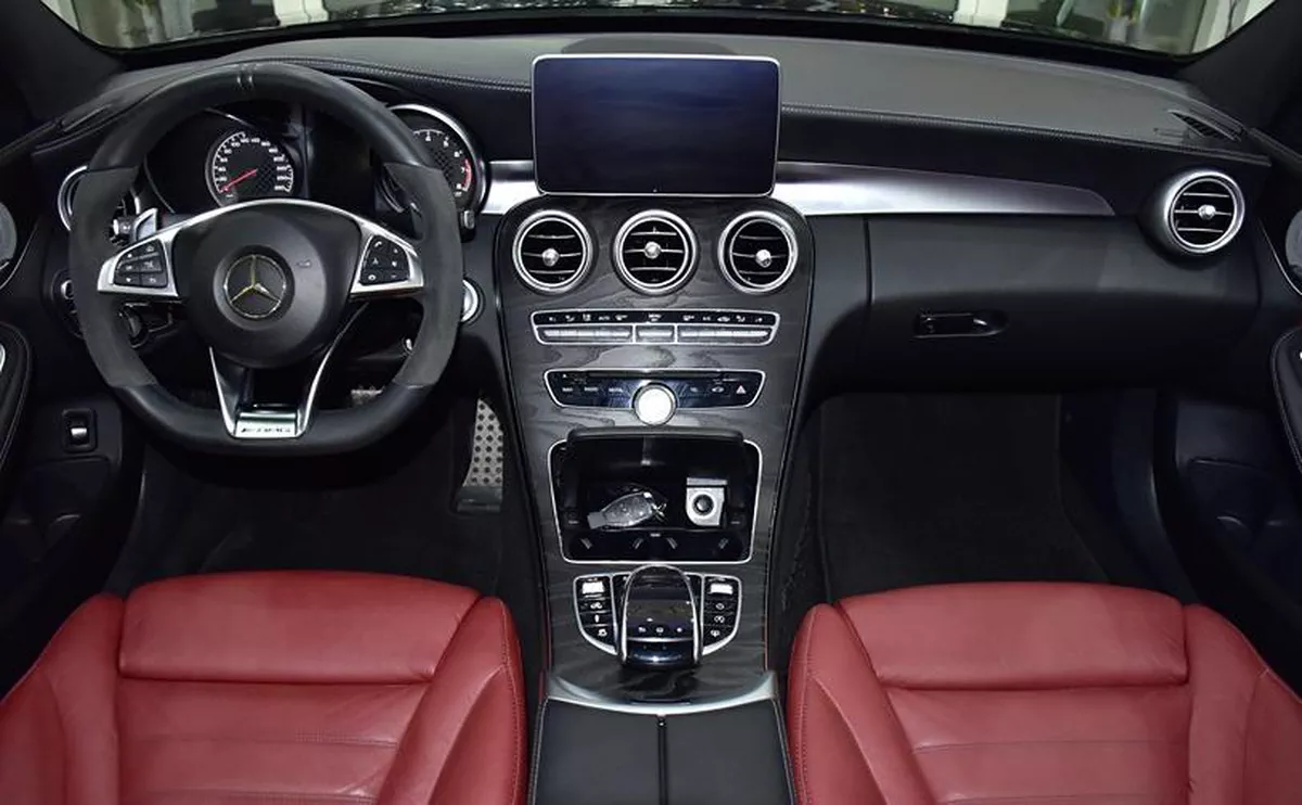 Mercedes Benz C450 4Matic ( 2016 Model ) in Black Color GCC Specs-1-1