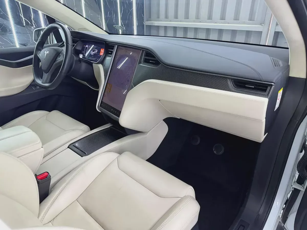 Tesla Model X 2018 GCC specs-11-11