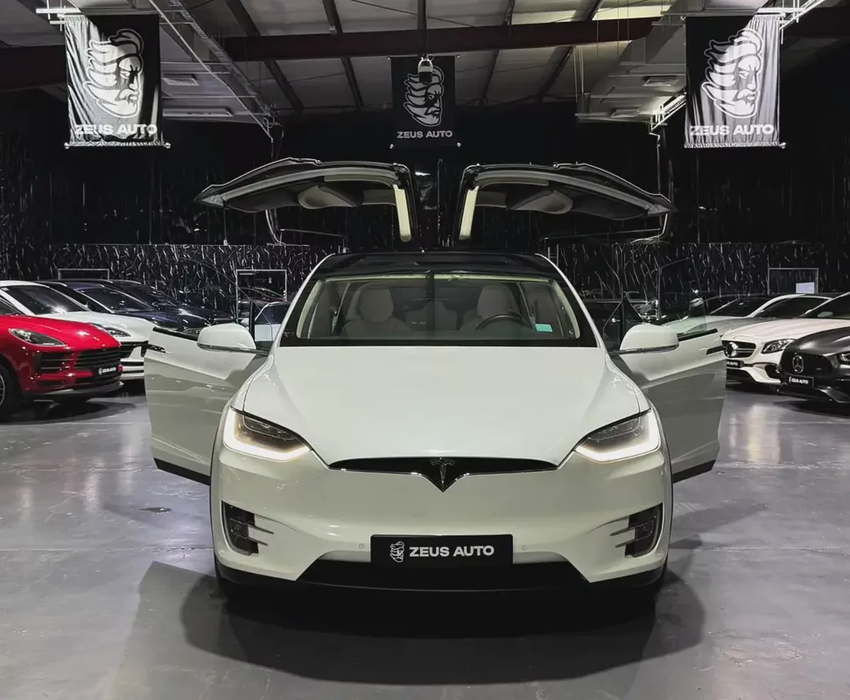 Tesla Model X 2018 GCC specs-1-1