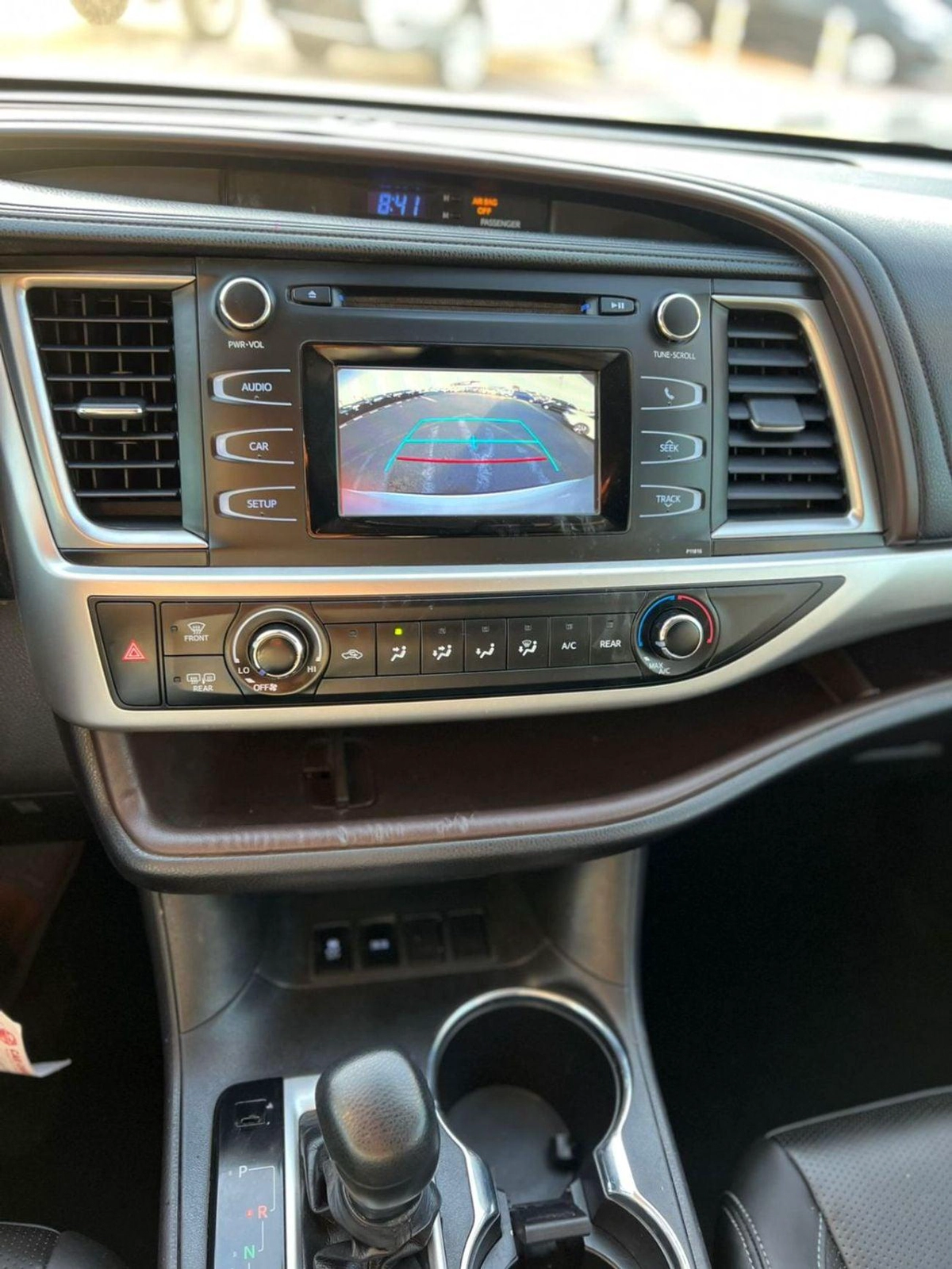 Toyota Highlander 2019 Toyota Highlander MidOption - 2.7L V4 - Rear Camera - 7 Leather Seat-18-0