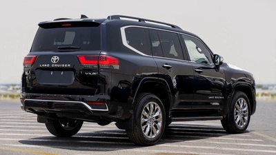 Toyota Land Cruiser VXR 3.5L-4