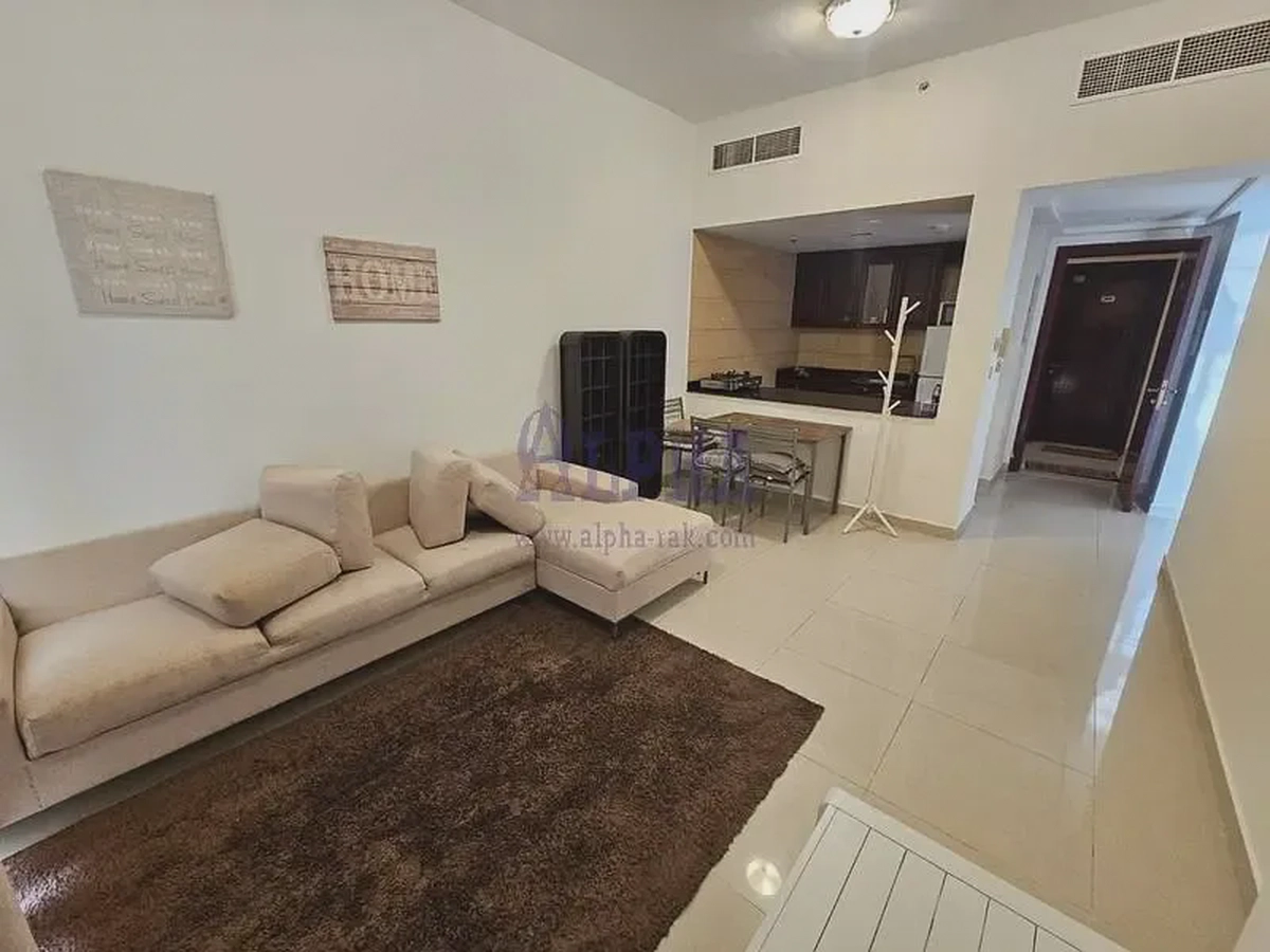Mesmerizing Sea View! 1 Bedroom For Sale-4-4