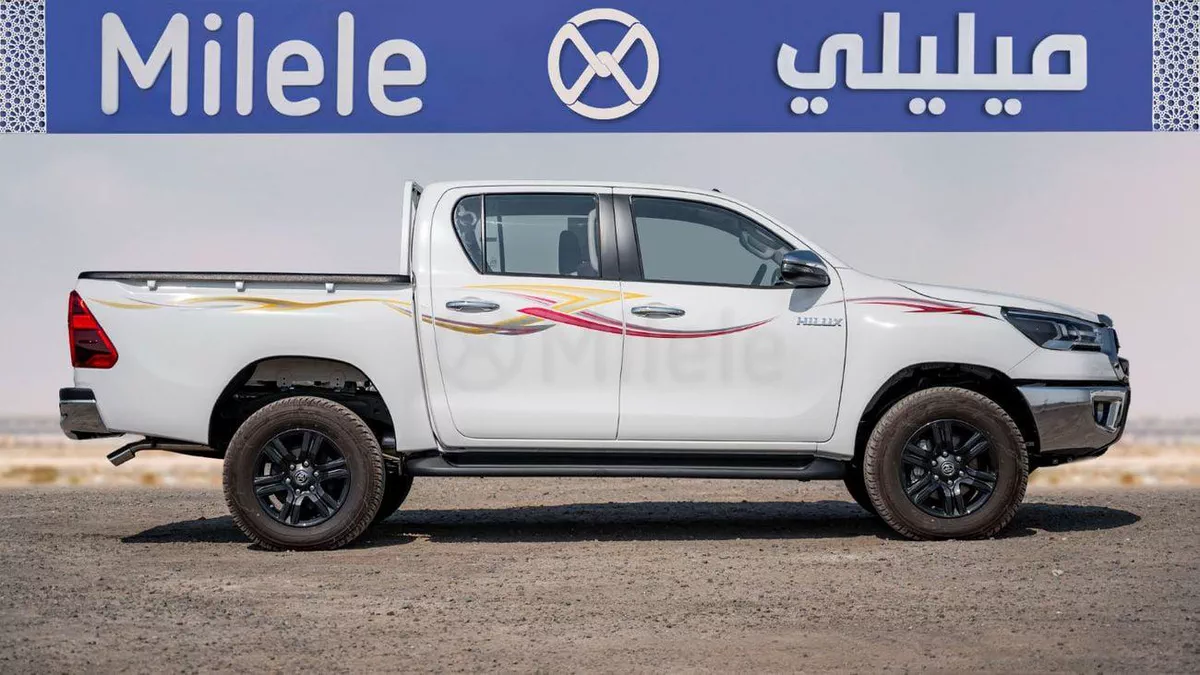 Toyota Hilux TOYOTA HILUX DC | 2-YEAR WARRANTY + SERVICE AVAILABLE | IN-HOUSE FINANCING | 0% DOWNPAYMENT (BANK)-5-0