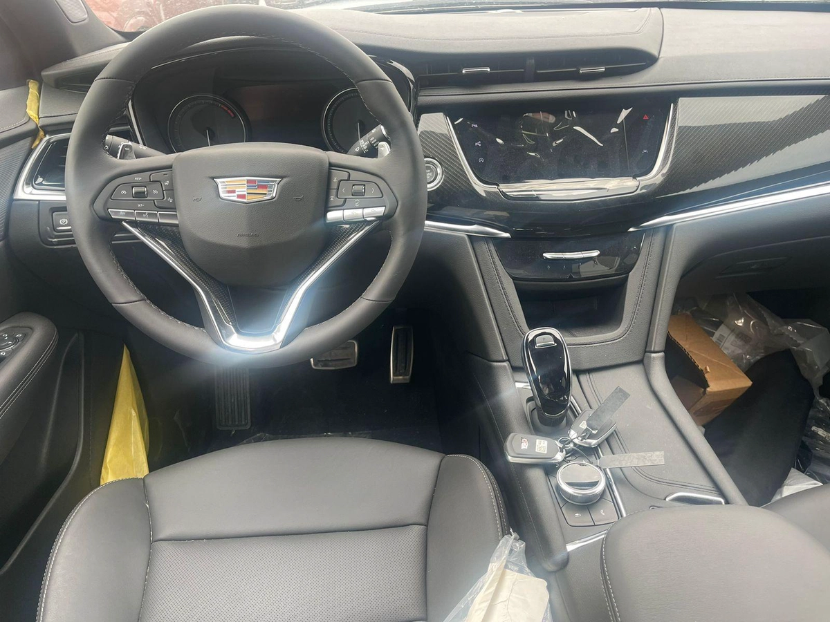 New Cadillac CT5-9-9
