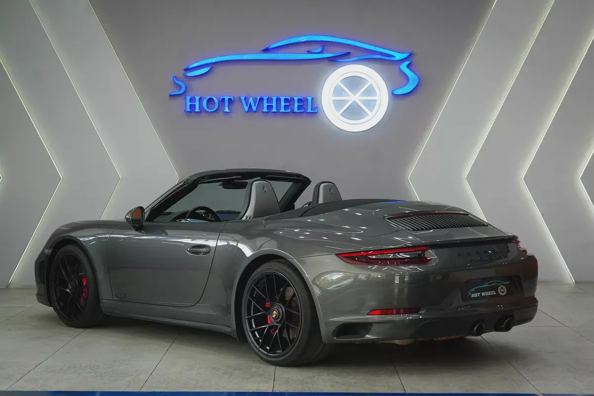 2017 - Porsche 911 Carrera GTS - with warranty for 333,000.00 AED-4-4
