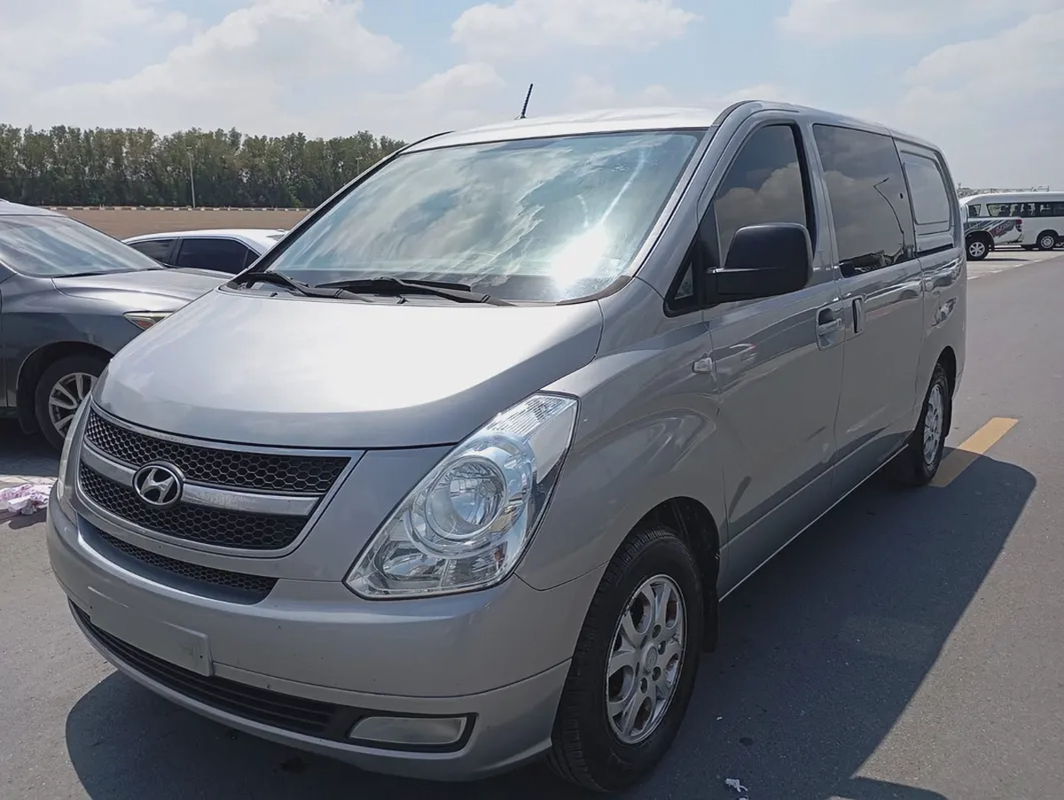 Hyundai H1 GLS 2014 Korean Specs-1-1