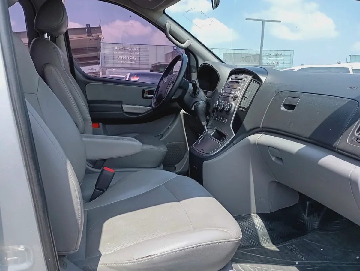 Hyundai H1 GLS 2014 Korean Specs-7-7