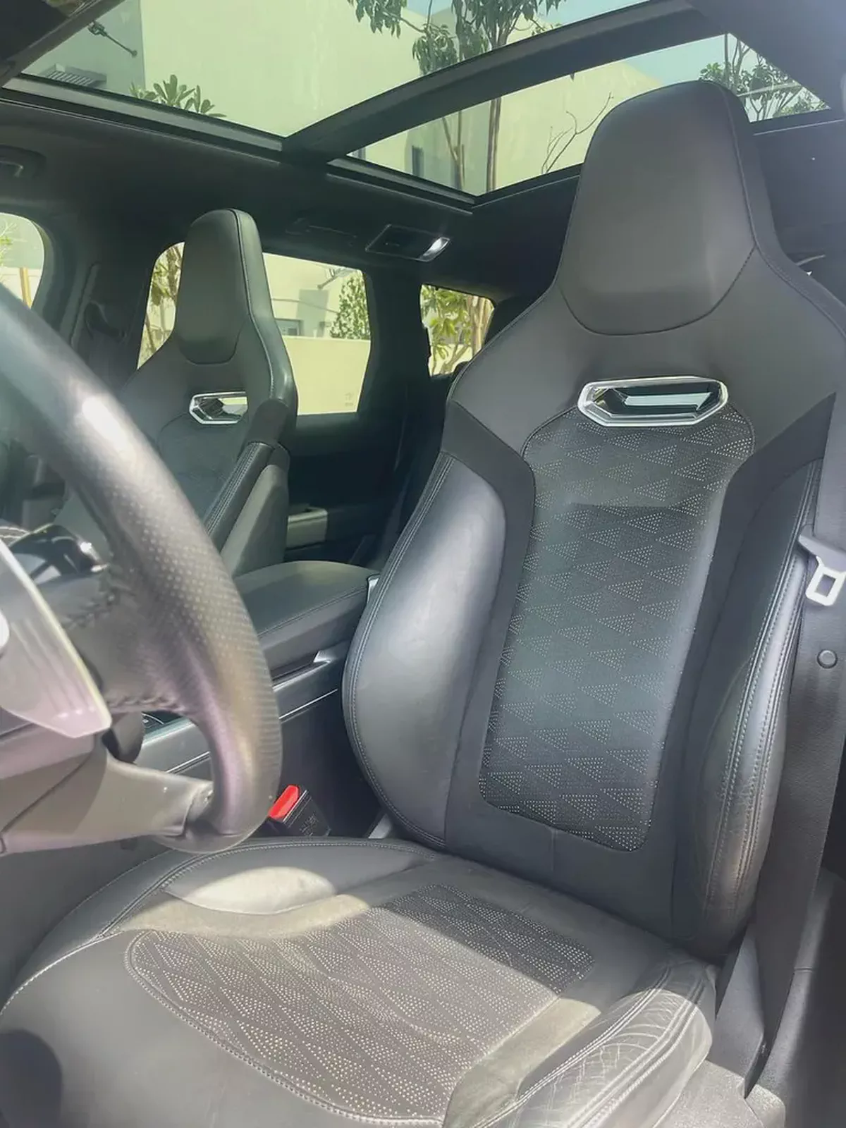 Land Rover Range Rover Sport SVR 2019 - American Specs-6-6