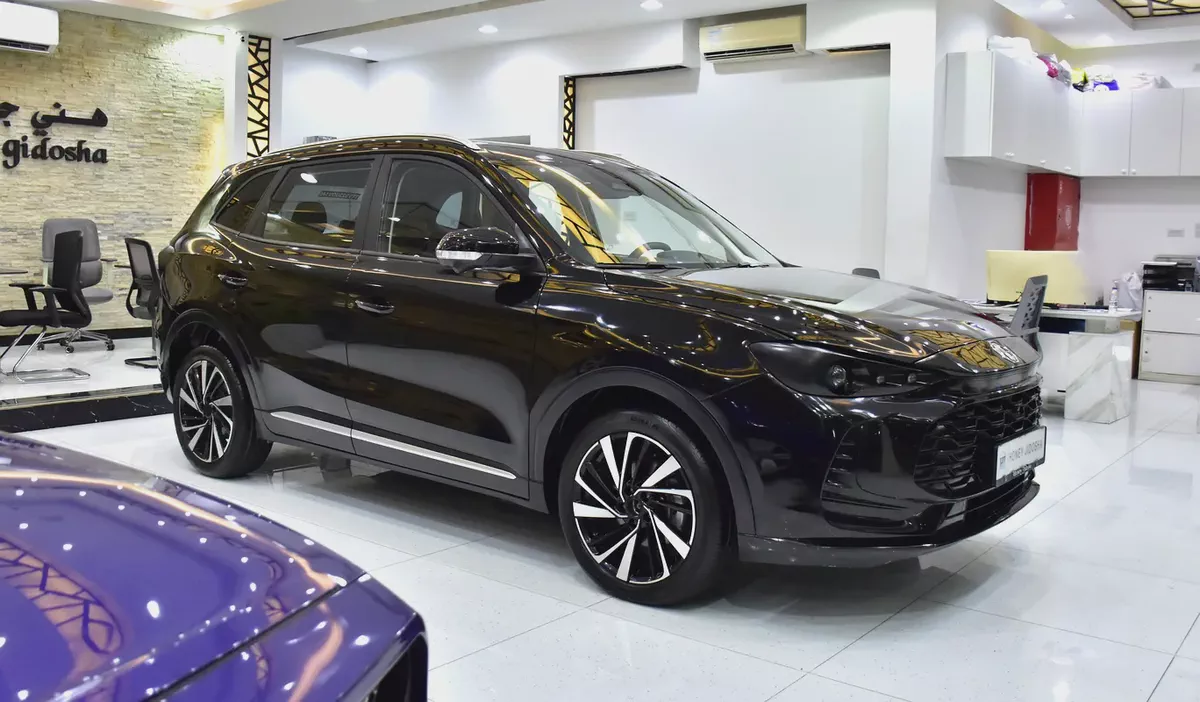 AED 618 EMi for 5Yrs | MG ZS ( 2023 Model ) in Black Color GCC Specs-2-2