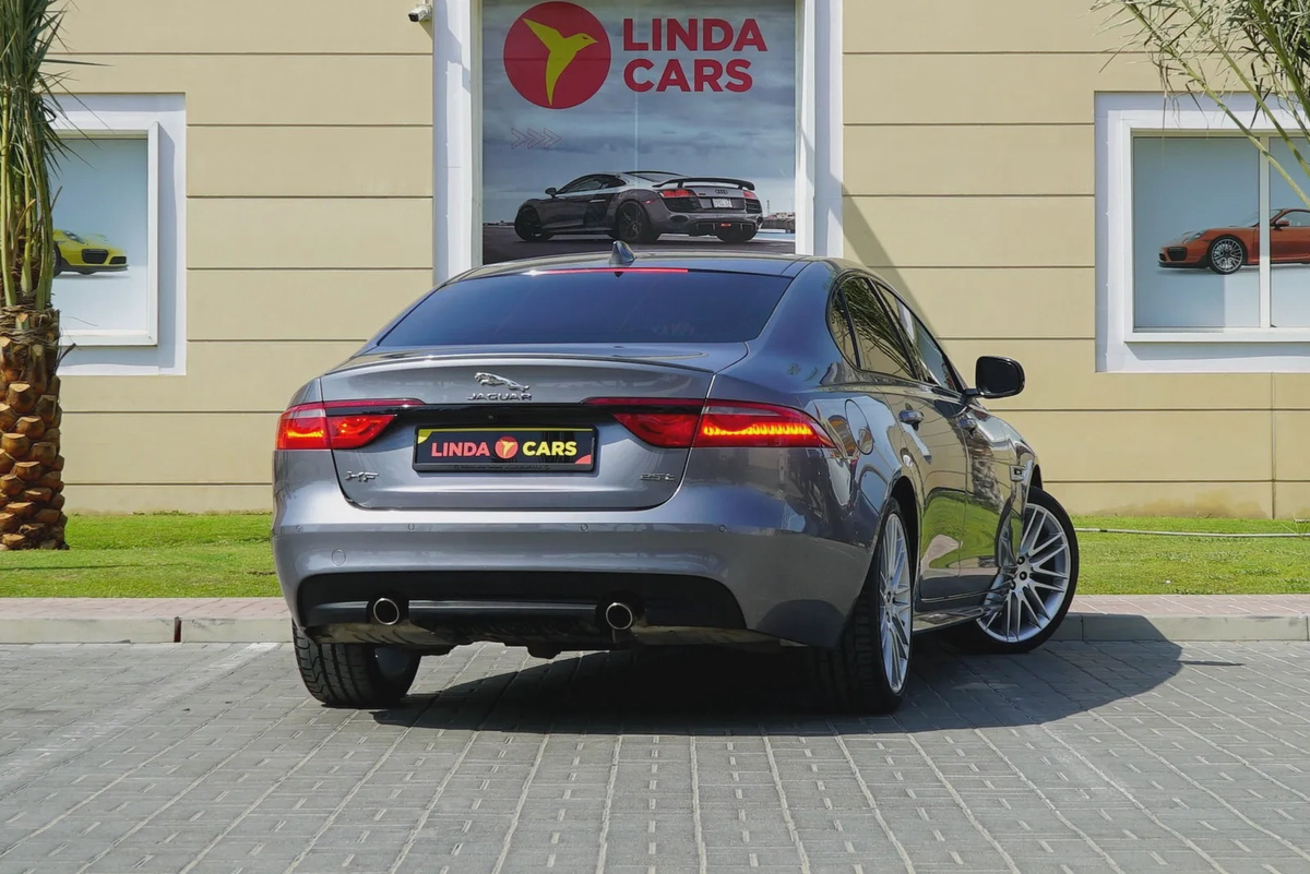 Jaguar XF 2020-1-1
