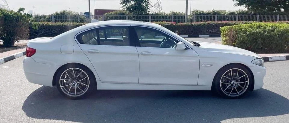 BMW 528i 3L-6CYL 240HP JAPANESE SPECIFICATION-3-3