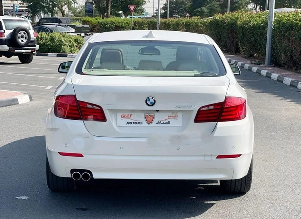 BMW 528i 3L-6CYL 240HP JAPANESE SPECIFICATION