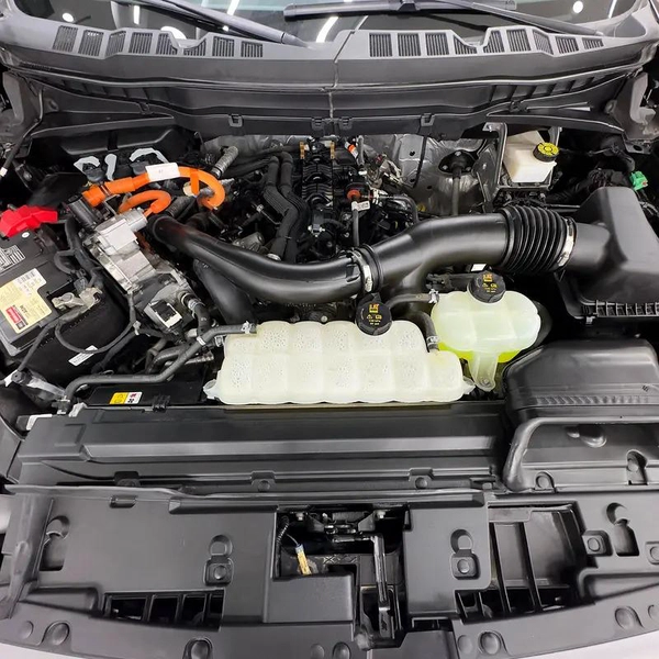 2024 - Ford F-150 Platinum Power Boost