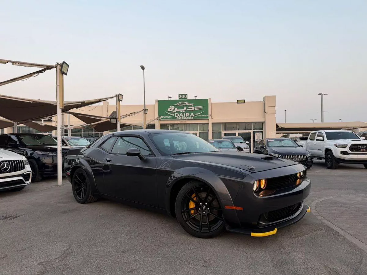 For sale Dodge Challenger R_T III Facelift 2, 6.4 l, 2023 in UAE, Sharjah-1-1