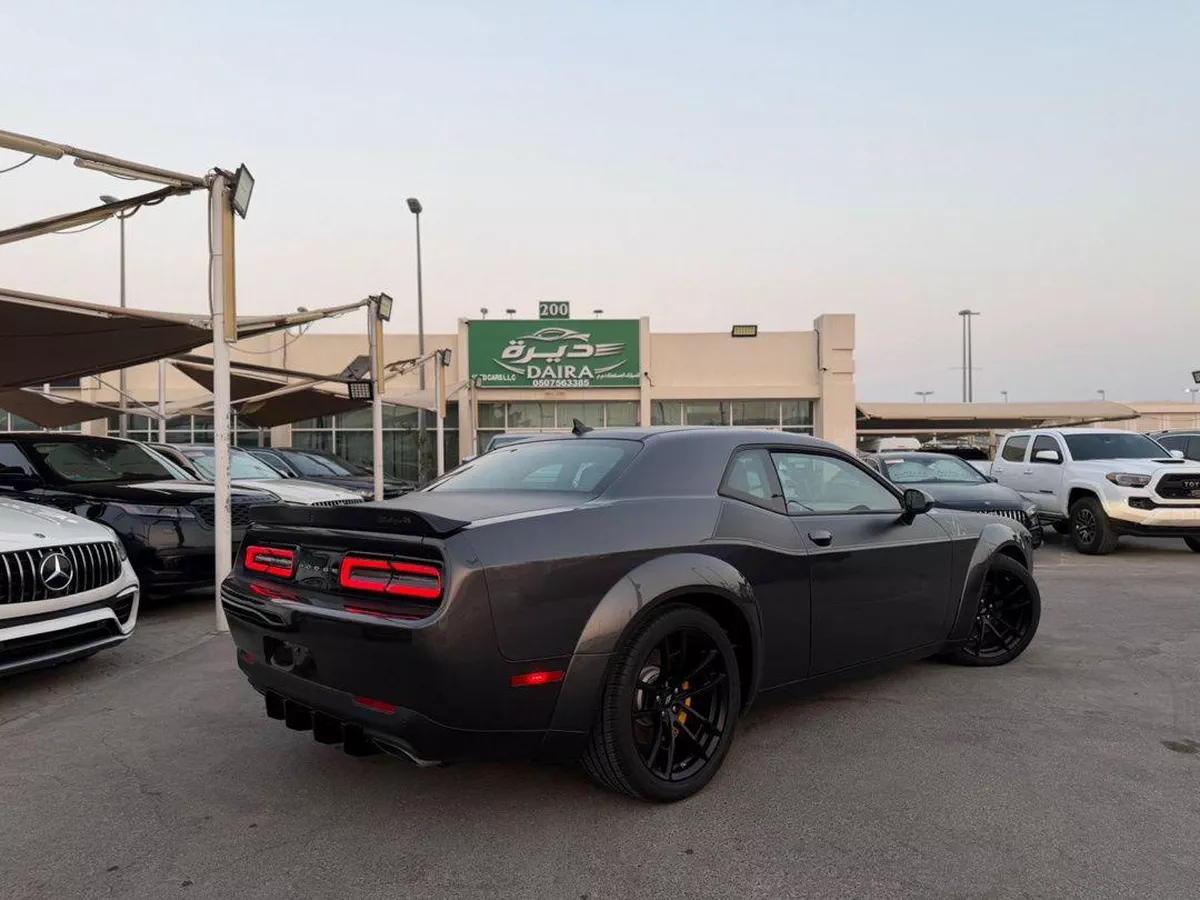 For sale Dodge Challenger R_T III Facelift 2, 6.4 l, 2023 in UAE, Sharjah-8-8