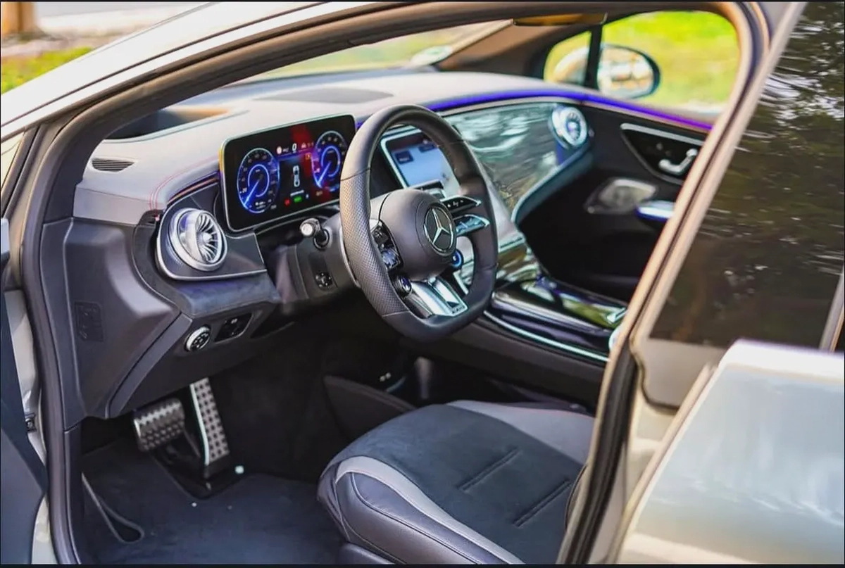 Mercedes-Benz EQE 43 AMG 4MATIC 2022 - European Specs-9-9