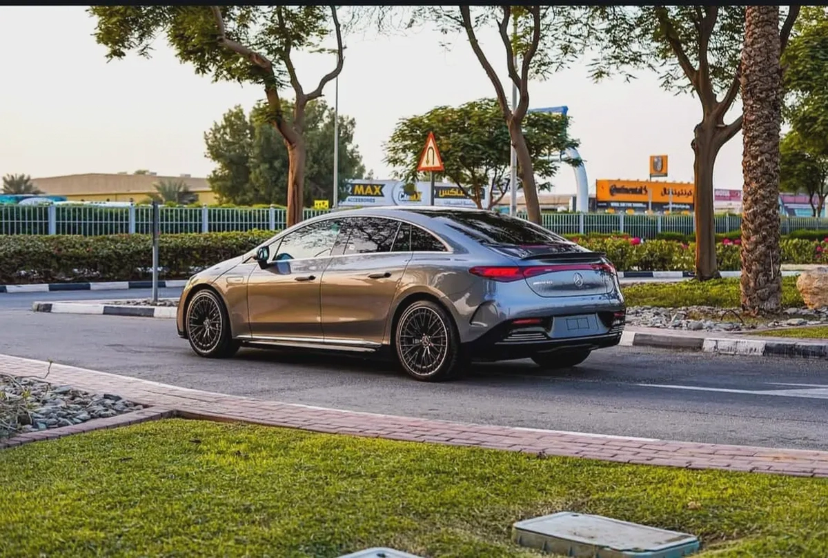 Mercedes-Benz EQE 43 AMG 4MATIC 2022 - European Specs-3-3