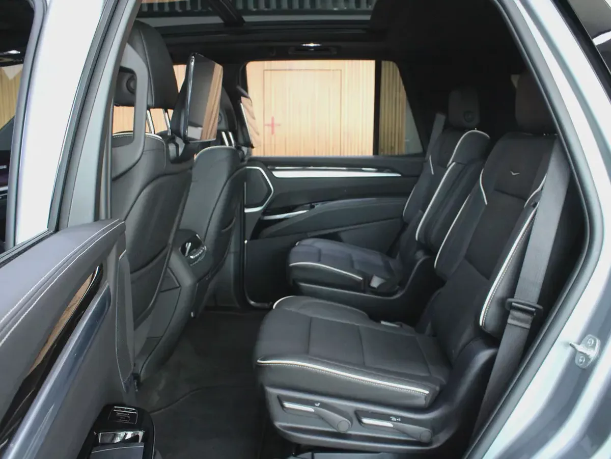 2025 - Cadillac Escalade Sport Platinum - V8 for 399,000.00 AED-11-11