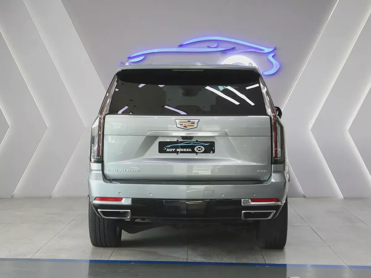 2025 - Cadillac Escalade Sport Platinum - V8 for 399,000.00 AED-3-3