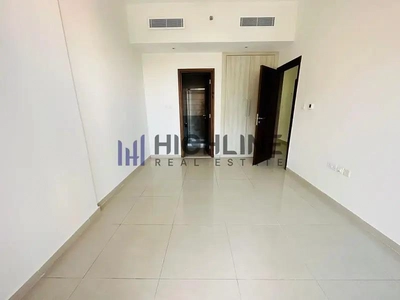 Magnificent | Ready To Move | Close Kitchen-4