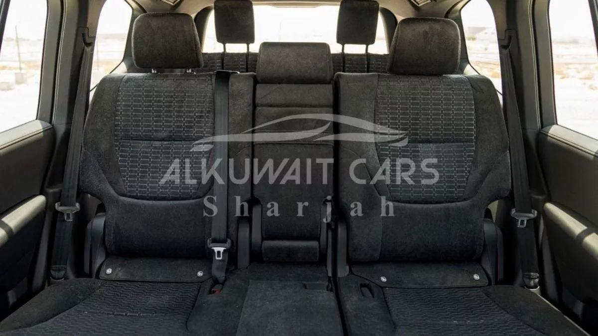 Toyota Land Cruiser GXR TOYOTA LAND CRUISER LC300 GXR 3.3D AT MY2025 – BLACK-15-0