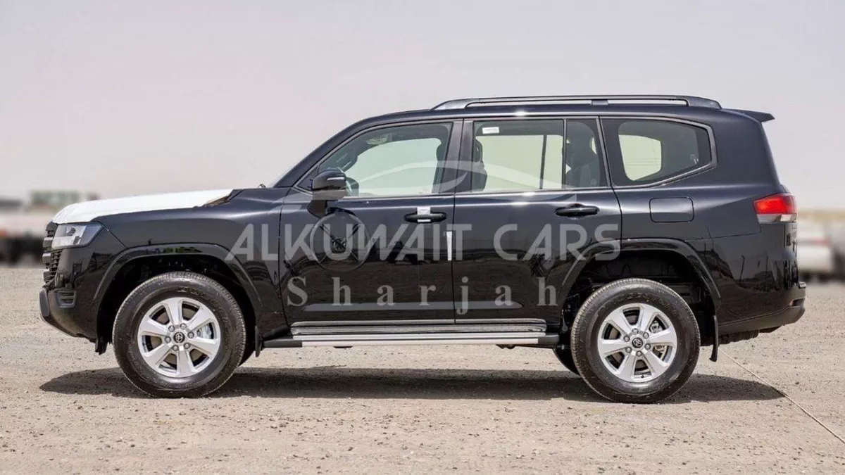 Toyota Land Cruiser GXR TOYOTA LAND CRUISER LC300 GXR 3.3D AT MY2025 – BLACK-8-0