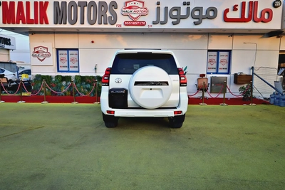 TOYOTA PARADO LAND CRUISER 2022 Model available @ 2610 monthly emi bank finance with 0 downpayment-3