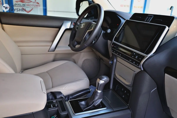 TOYOTA PARADO LAND CRUISER 2022 Model available @ 2610 monthly emi bank finance with 0 downpayment