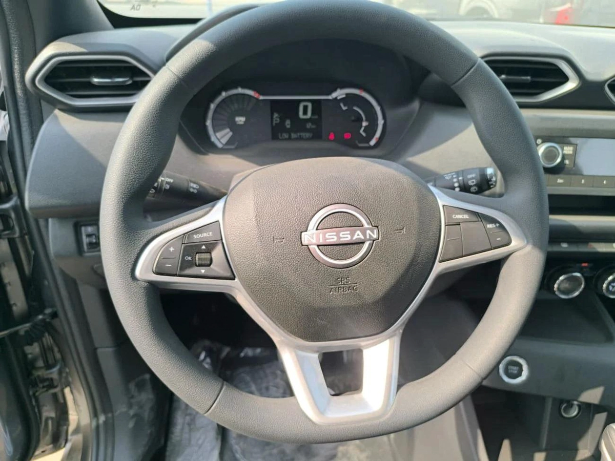 Nissan Magnite 1.5L-5-5