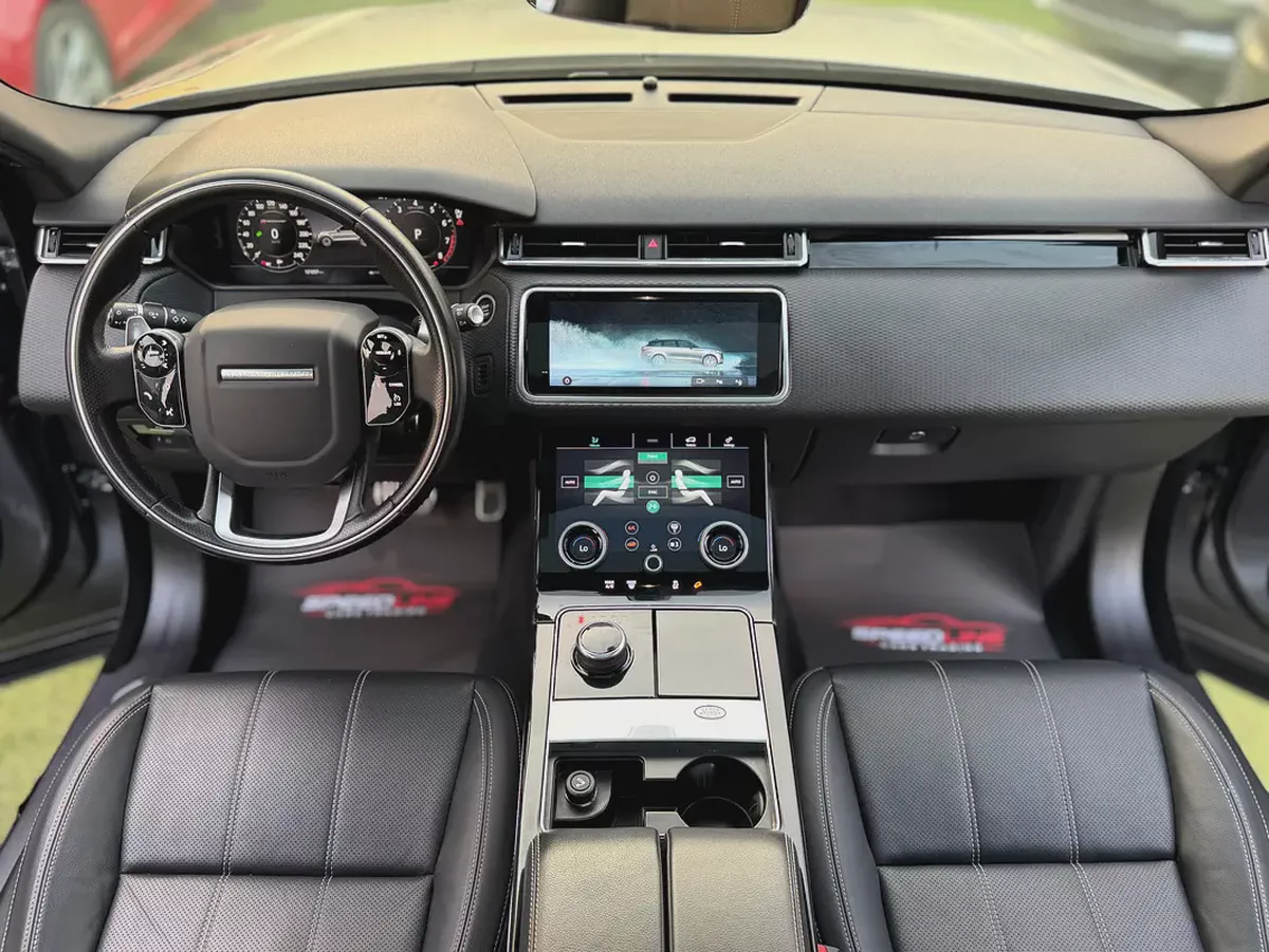 Land Rover Range Rover Velar R-Dynamic SE 2020 | GCC Specs | Low Mileage-9-9