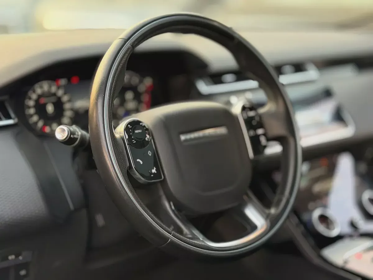 Land Rover Range Rover Velar R-Dynamic SE 2020 | GCC Specs | Low Mileage-10-10