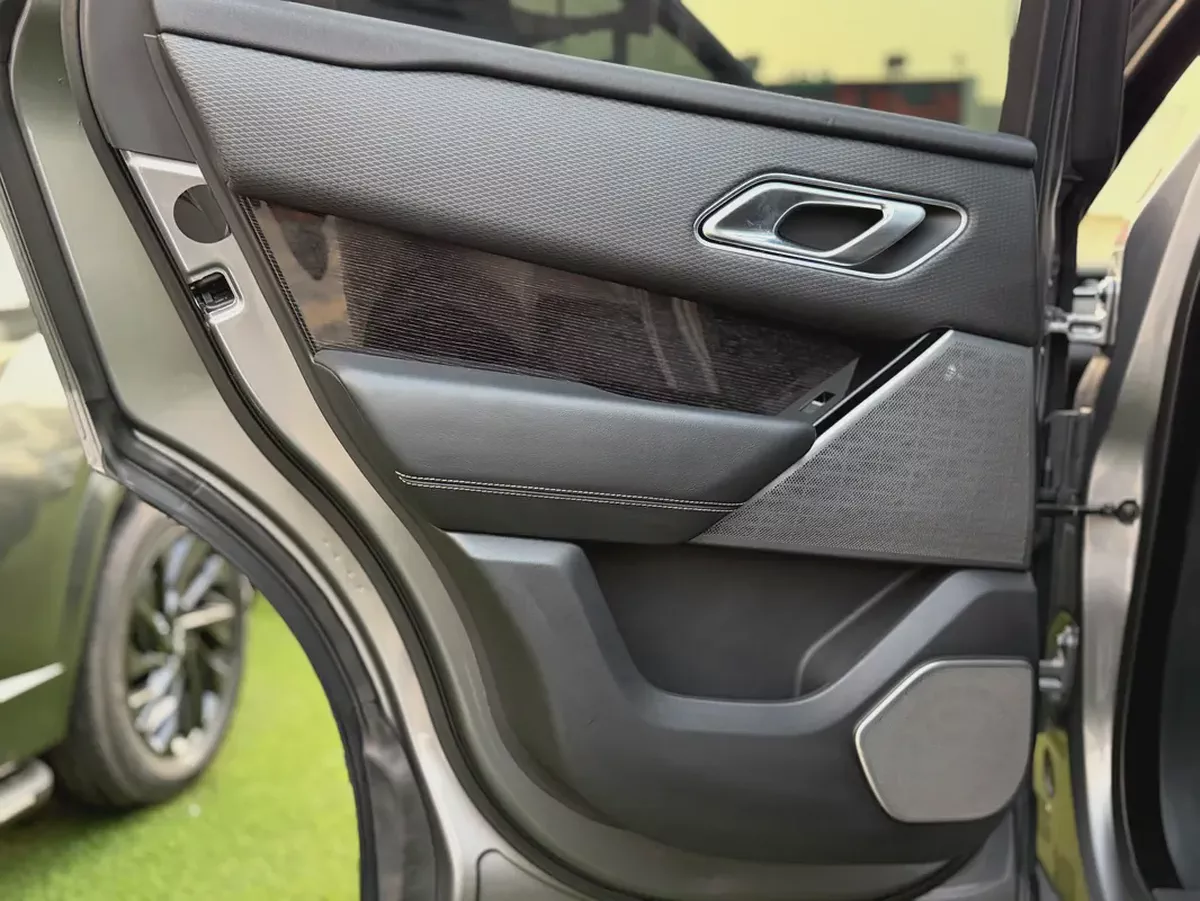 Land Rover Range Rover Velar R-Dynamic SE 2020 | GCC Specs | Low Mileage-16-16