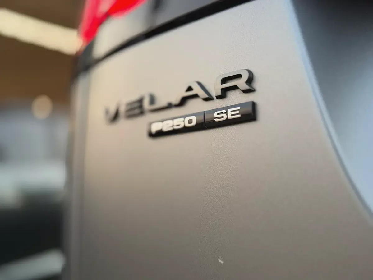 Land Rover Range Rover Velar R-Dynamic SE 2020 | GCC Specs | Low Mileage-7-7