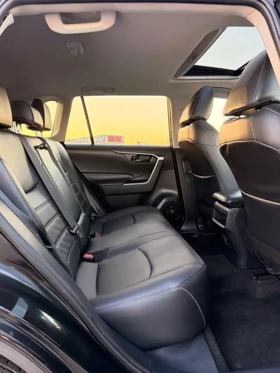 Toyota RAV4 LE RAV4 2.5L sunroof, leather seats, push start 2021-14