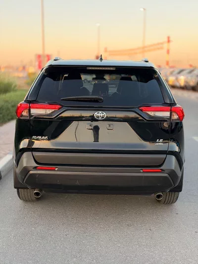 Toyota RAV4 LE RAV4 2.5L sunroof, leather seats, push start 2021-3